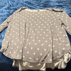 Old Navy Gray Patterned Long Sleeve Top